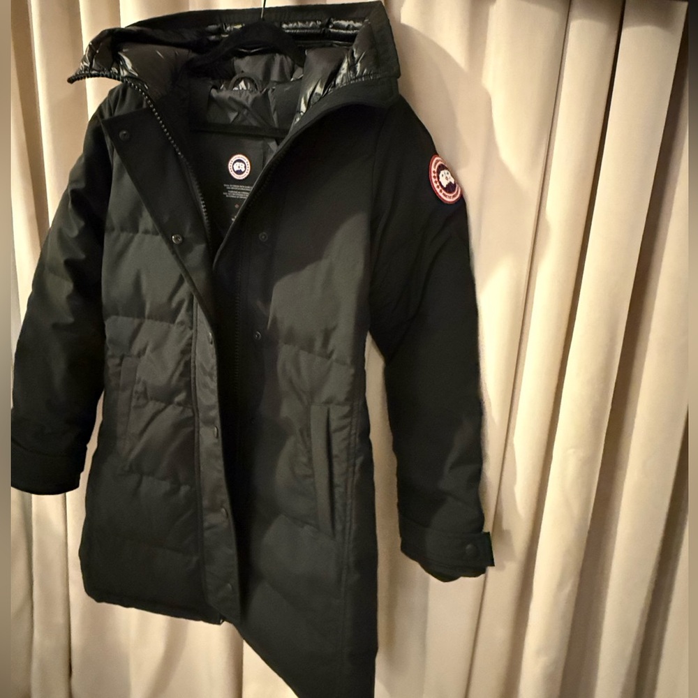 BRAND NEW! 
Canada Goose Women's Black Melbourne Jacket - 
Size Small